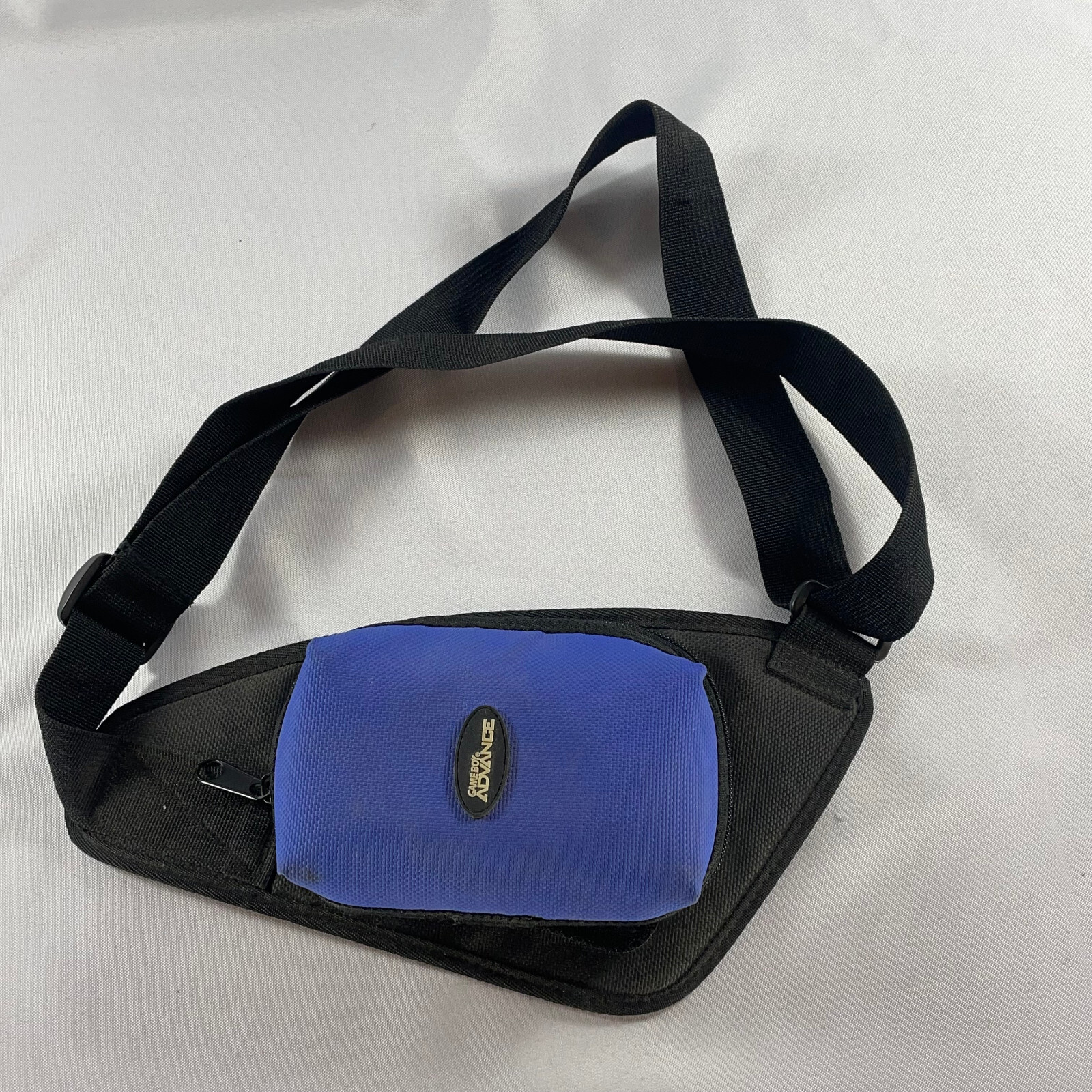 Nintendo Gameboy Advance OEM Travel Waist Bag fanny pack black zipper official