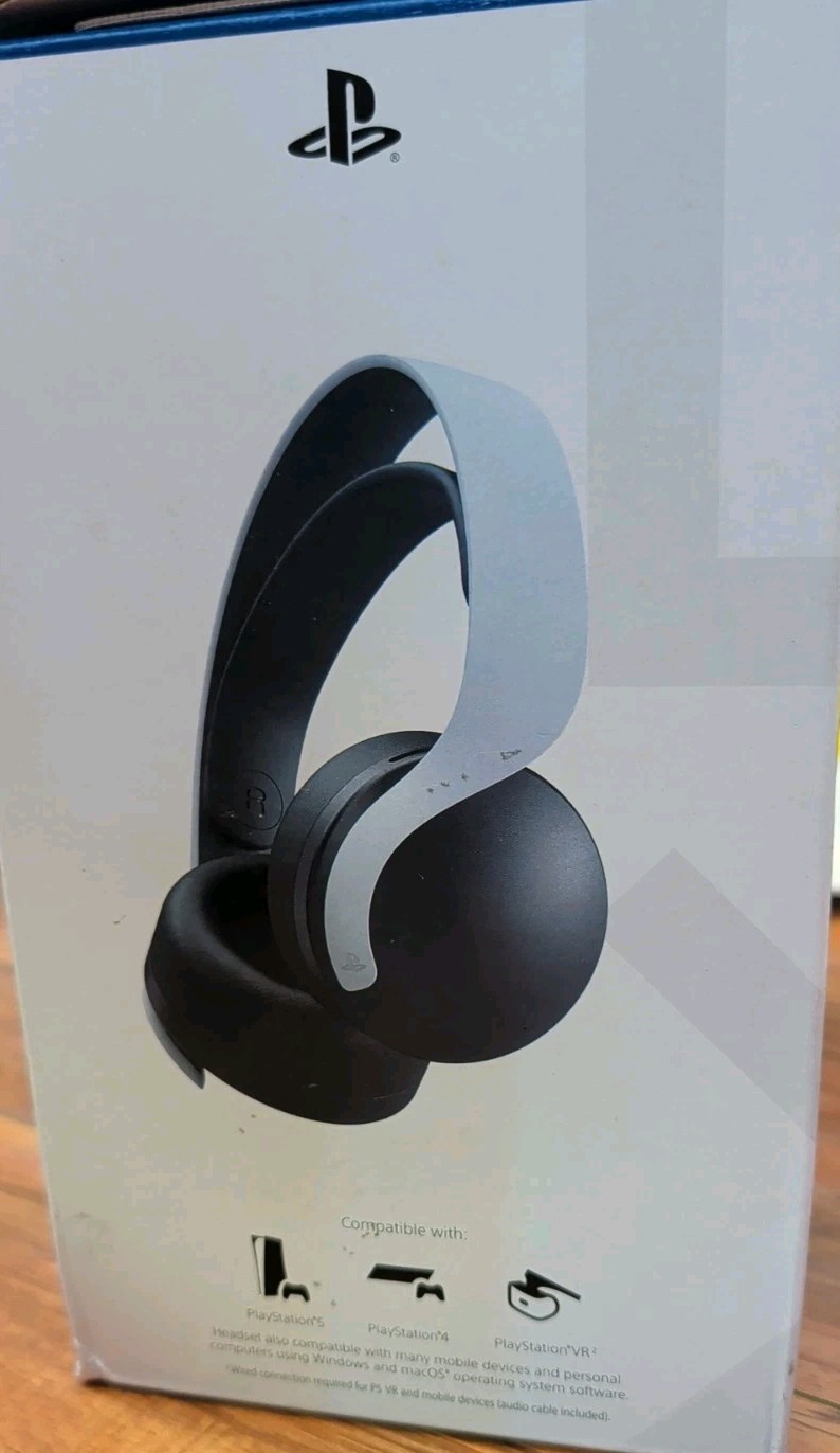 PlayStation Pulse 3D PS5 Wireless Headset w/ Dongle, Cable | Open-Box