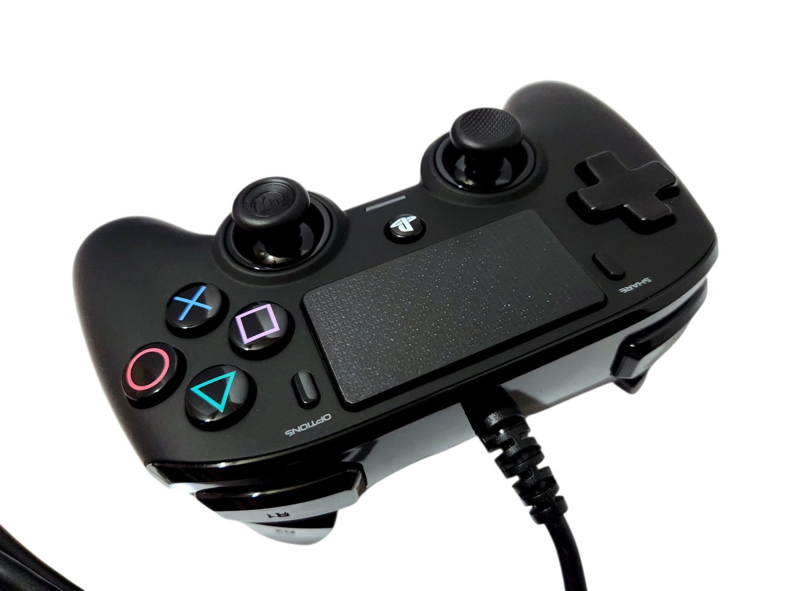 PS4 Wired Controller for PlayStation 4 & PC – Nacon – Black