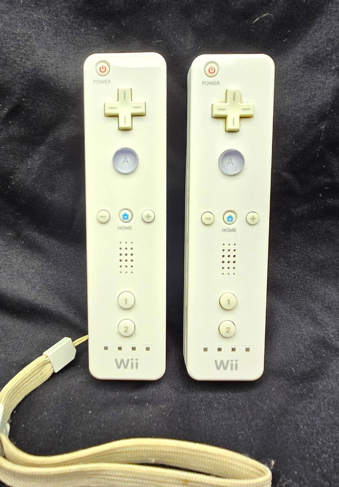 2006 Nintendo Wii RVL-001 512 MB Home Console – White