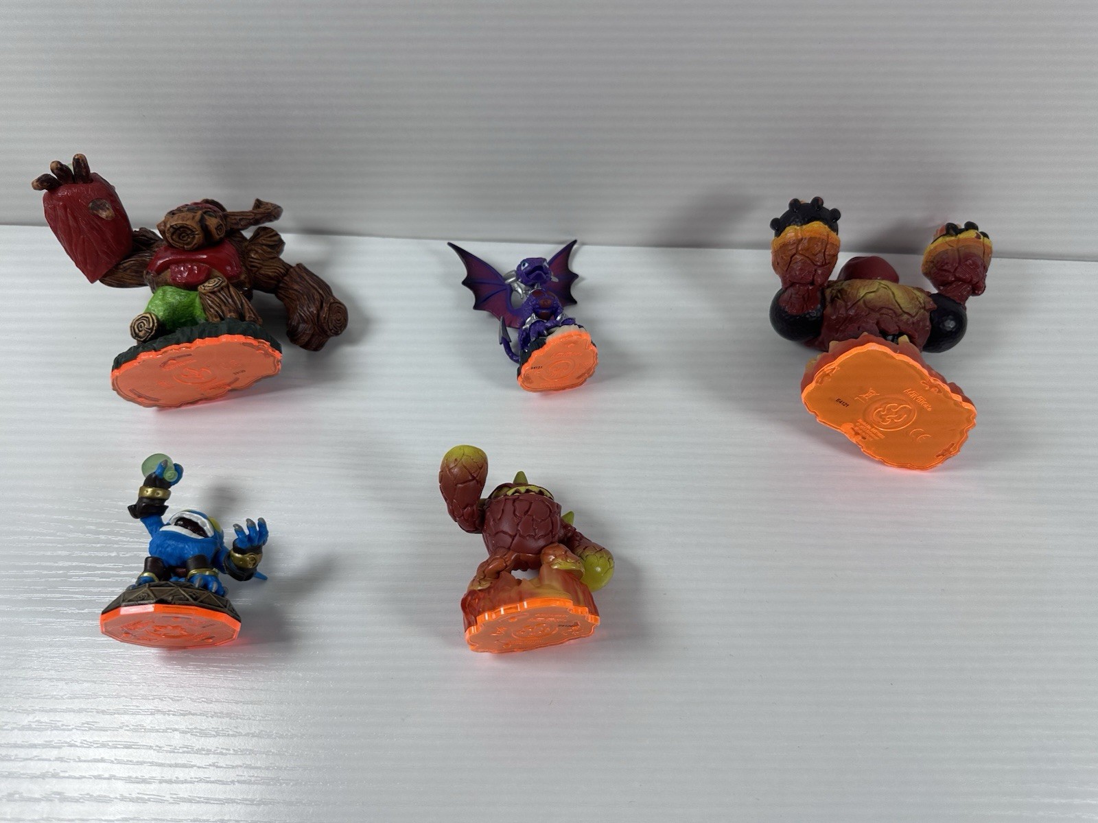 Skylanders Action Figures~Lot Of 14~3 Spyro’s Adventures And 11 Giants W/ Cards