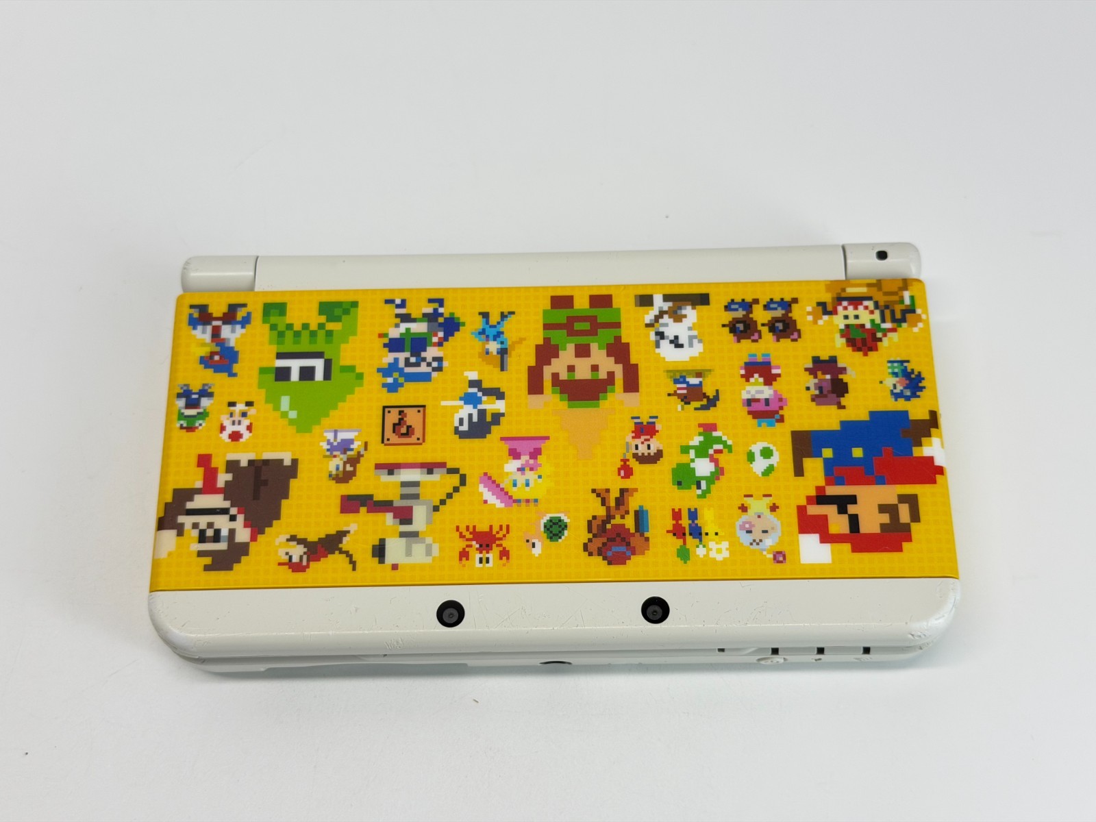 New Nintendo 3DS Handheld System Mario Edition Bundle w/Mario Bros 2 & Maker