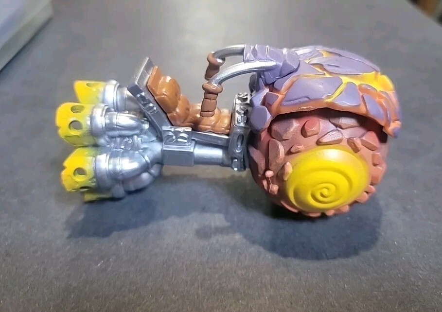 2015 Activision BURN CYCLE FIRE ELEMENT Land VEHICLE For SKYLANDERS SUPERCHARGER