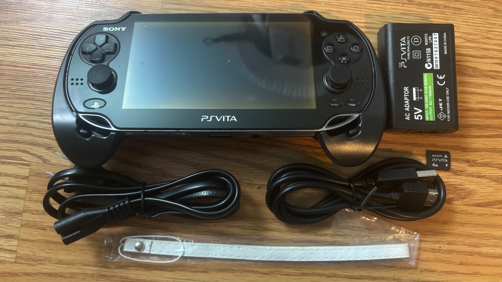 Sony PlayStation Vita 3G Wi-Fi – Crystal Black – 128GB SD Card + 4GB Sony Card