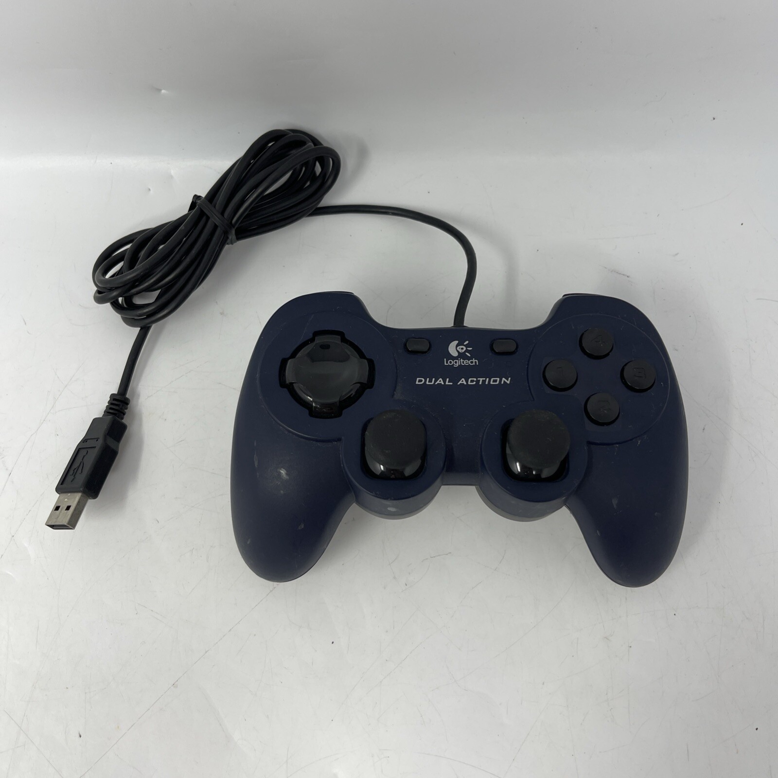 Logitech Dual Action USB Game Controller for PC/Mac Black Dual Action – Tested