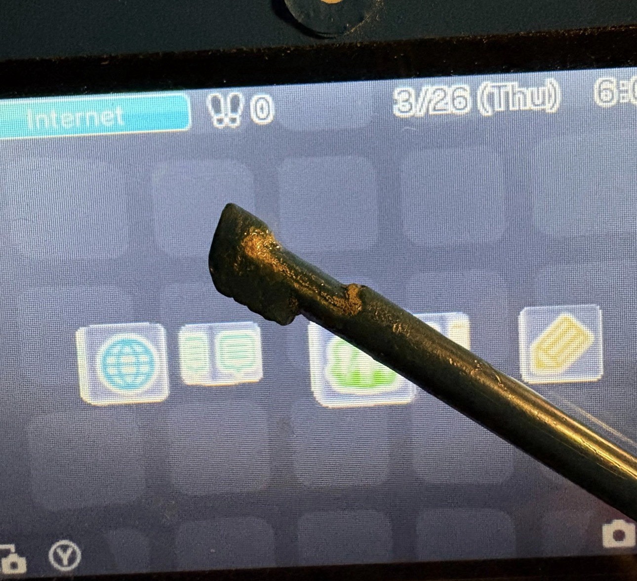 Nintendo Blue 2DS (Fully Working, Few Flaws) (SD not included) (SEE PICS)