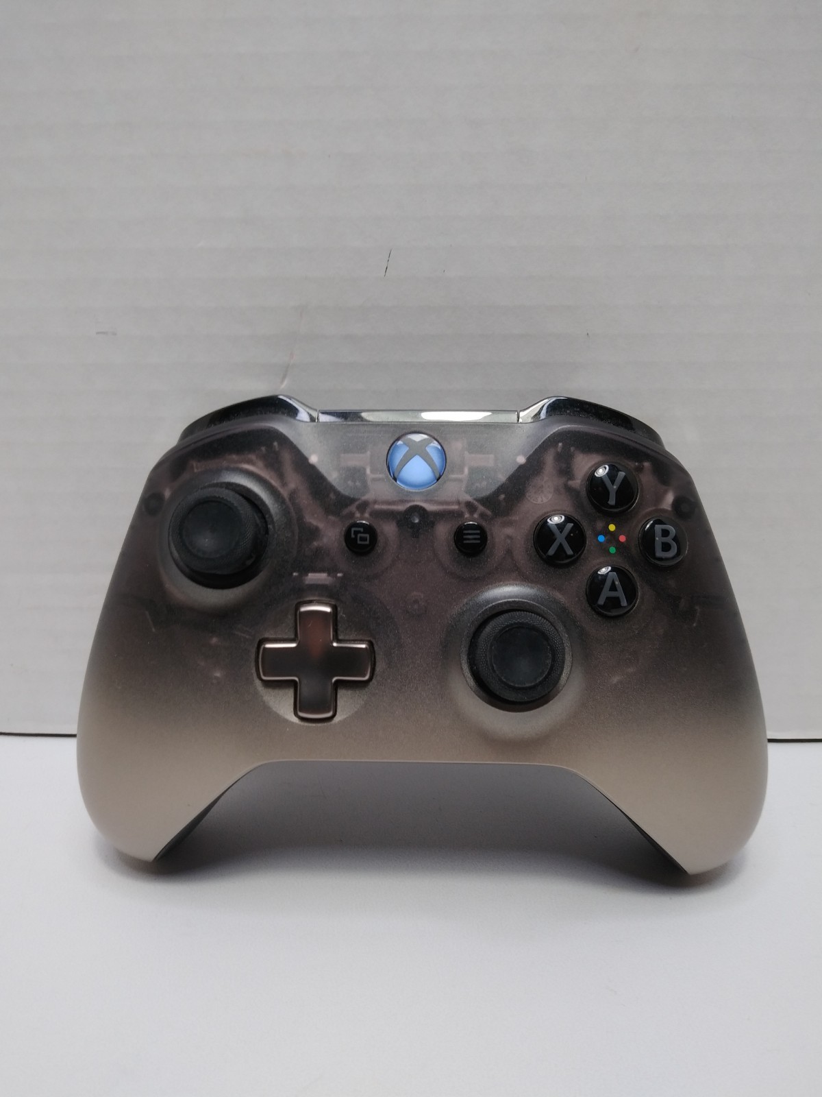Microsoft Xbox One Wireless Controller – Phantom Black Special Edition – 1708