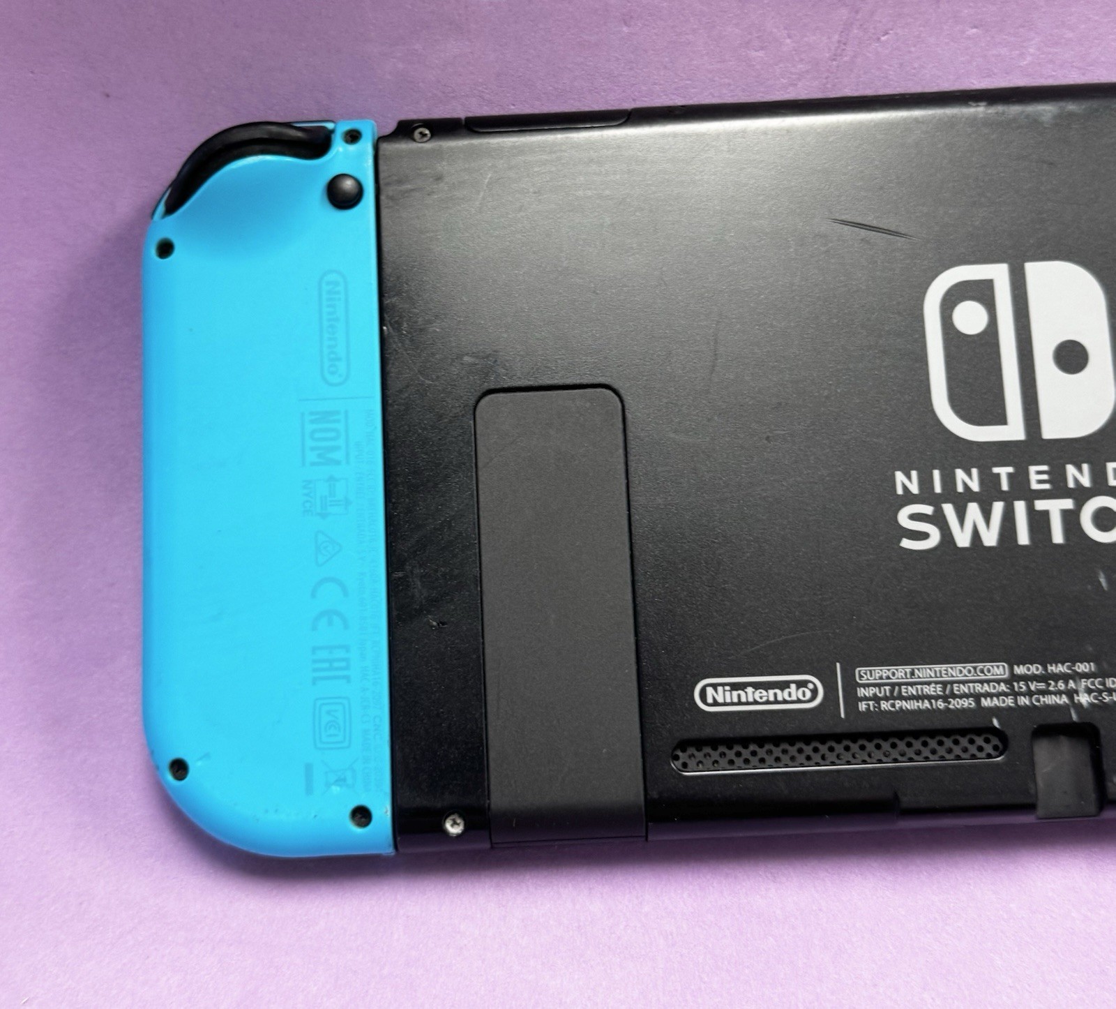Nintendo Switch HAC-001 Console 32GB Blue/Red Joycons