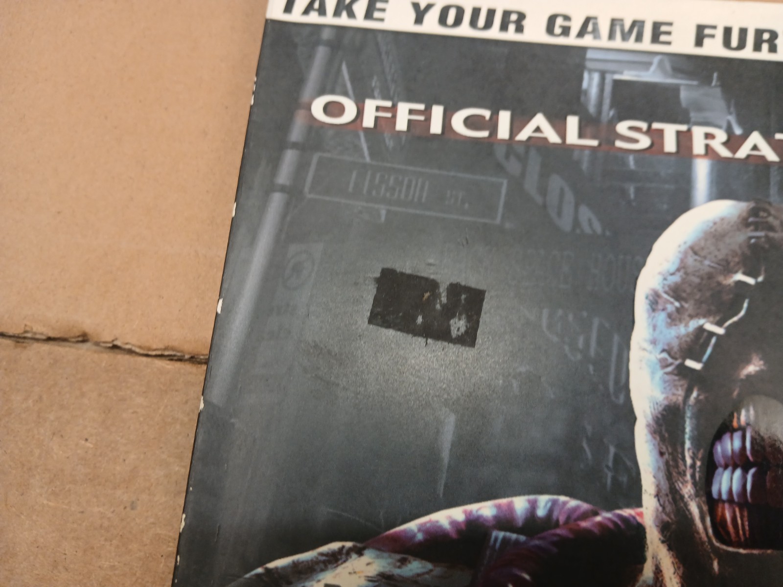 BradyGames Resident Evil 3 Nemesis Official Strategy Guide with Poster Pre-Owned