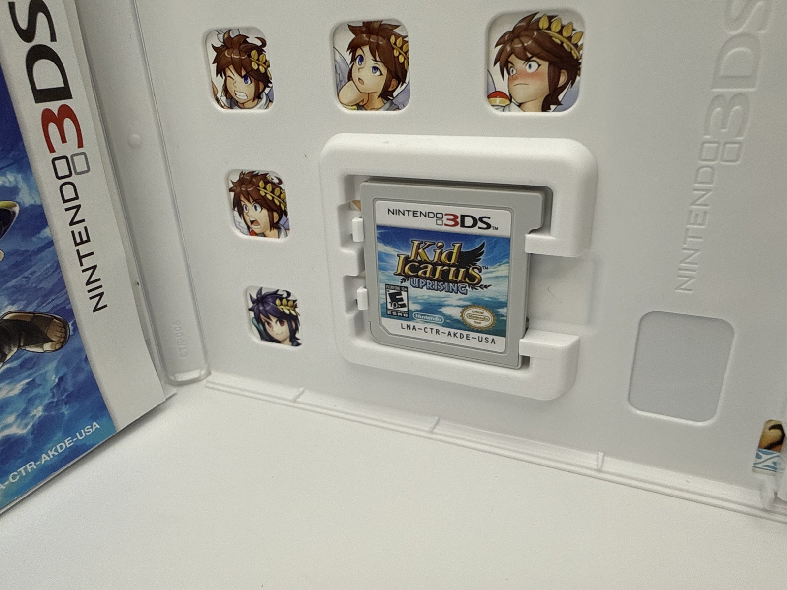 Kid Icarus: Uprising (Nintendo 3DS, 2012) Authentic Complete CIB Tested