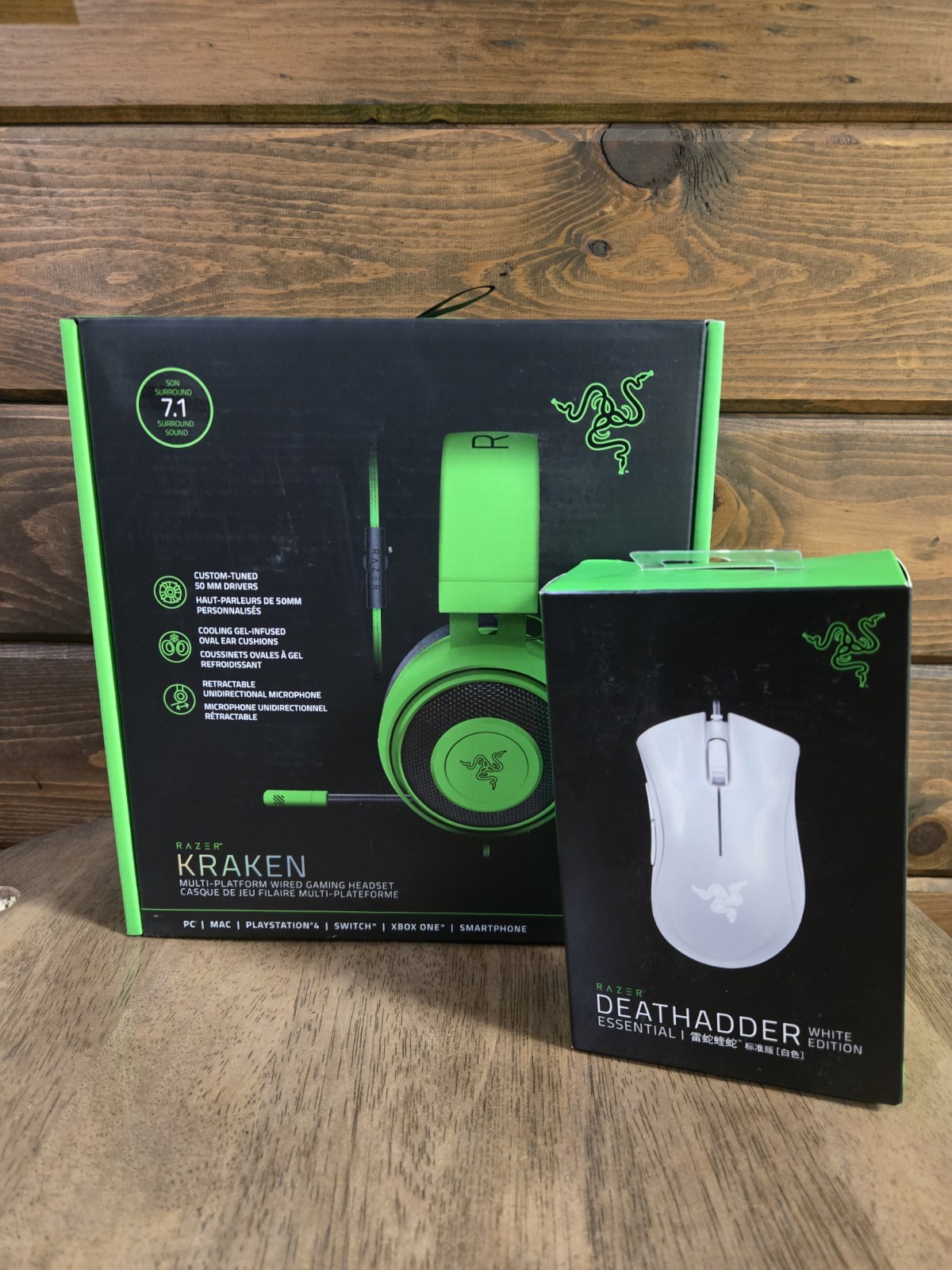 Razer Kraken Wired Gaming Headset Green Surround Sound Retractable Boom Mic.