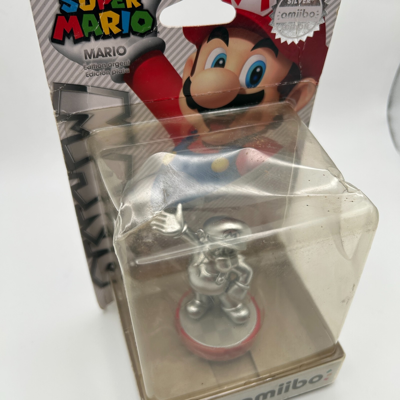 Amiibo – SEALED Silver Mario Figure (Super Mario Series) Damaged Box