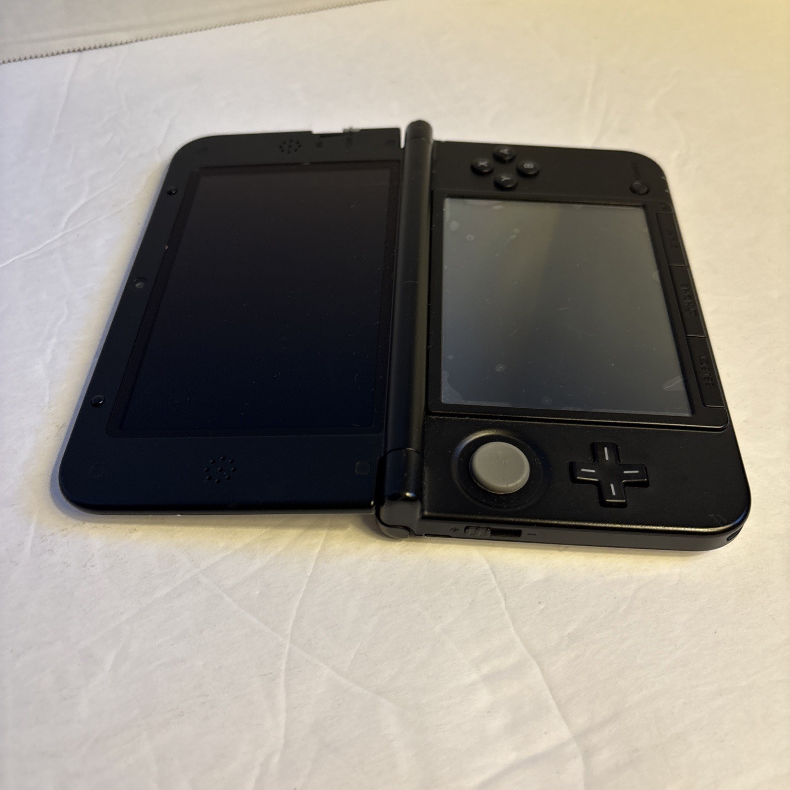 Nintendo 3DS XL Mario & Luigi Dream Team 4GB Handheld System Bundle W/ Charger