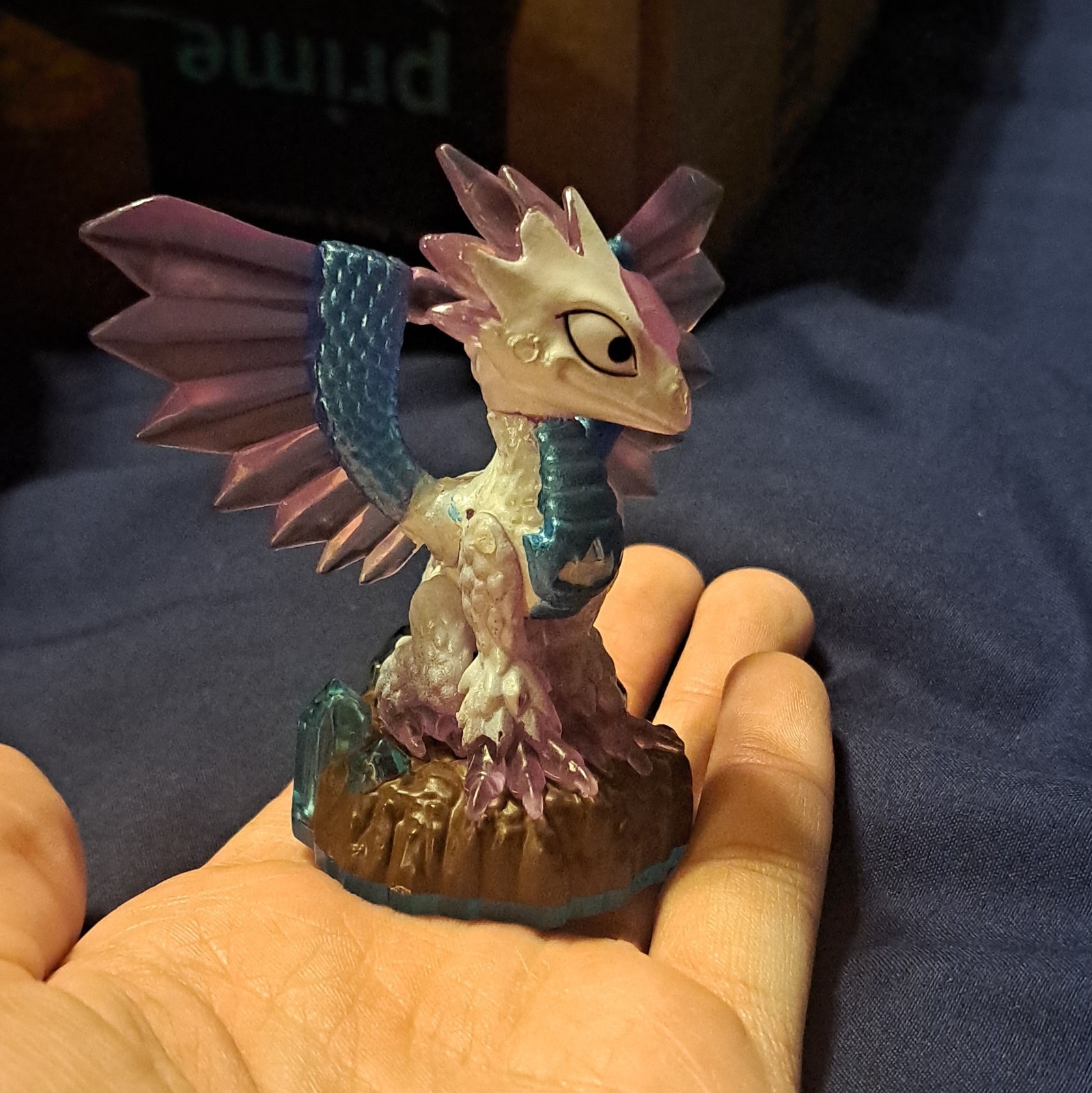 Activision Skylanders Giants Lightcore Flashwing Blue Base