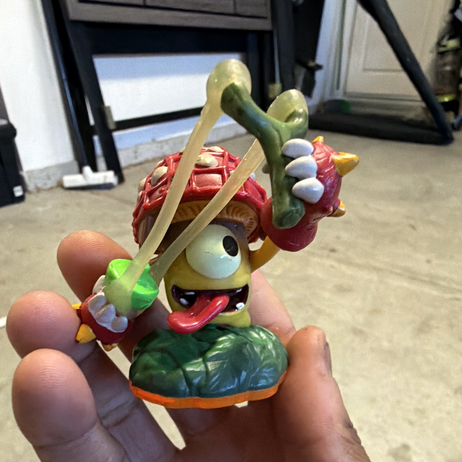 Activision Skylanders Bumble Blast Character Figure Translucent Base E3124