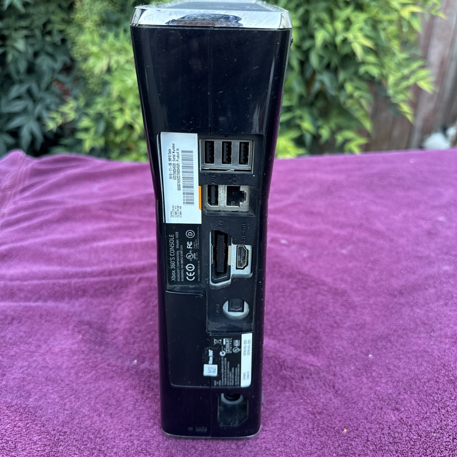 Microsoft Xbox 360 250GB Game Console-Black Works Disk Drive Issue Gets Stuck
