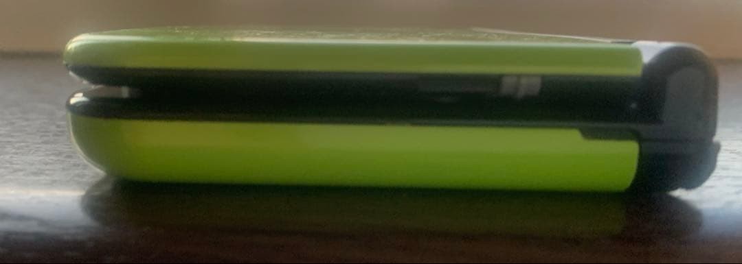 Tested and Working Nintendo New 3DSLL Lime Green Console with charger