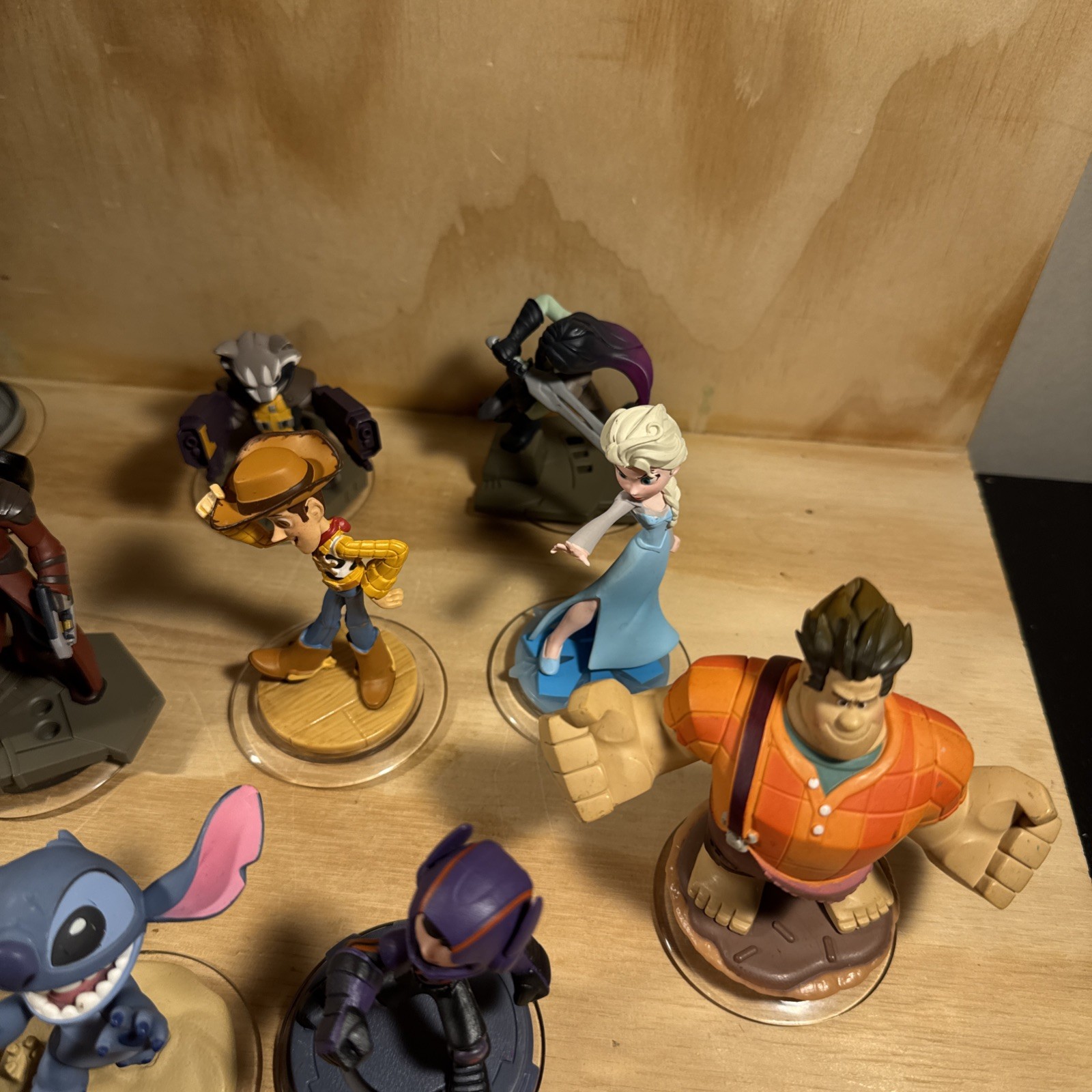 Disney Infinity Figure Lot Of 21 With Travel Bag And Discs Monsters Stitch Ralph