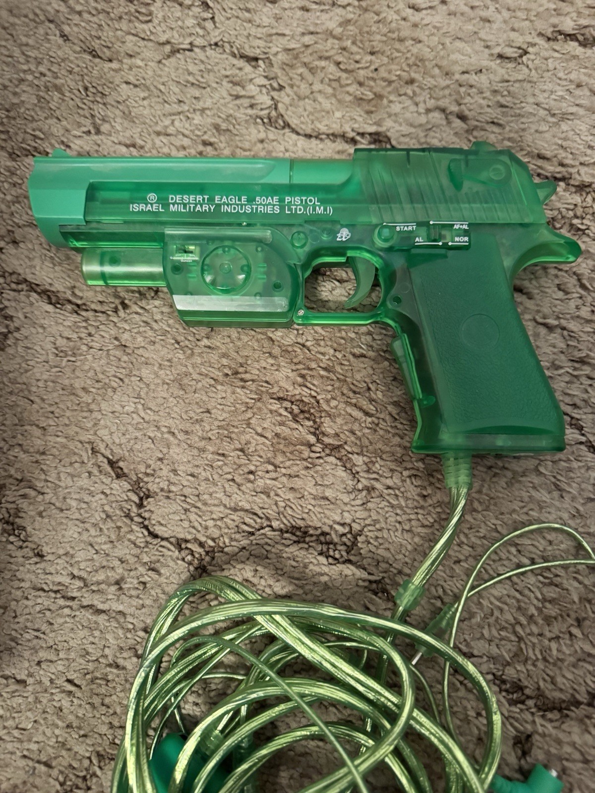 CyberGun Desert Eagle .50AE Pistol Light Gun Playstation PS2 PS1