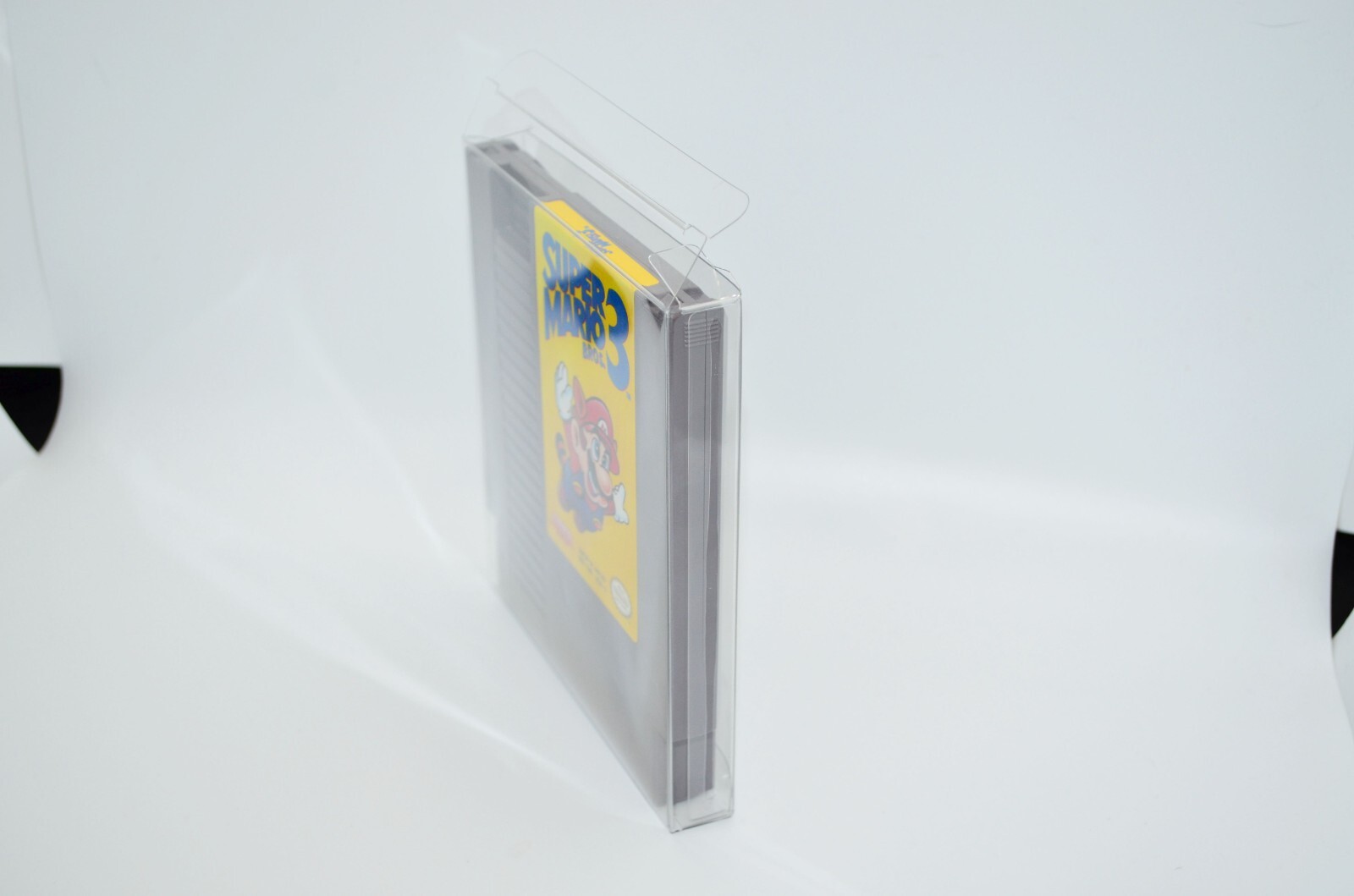 10 Plastic Protective Protector Cases Sleeve Display For Nintendo NES Cartridges