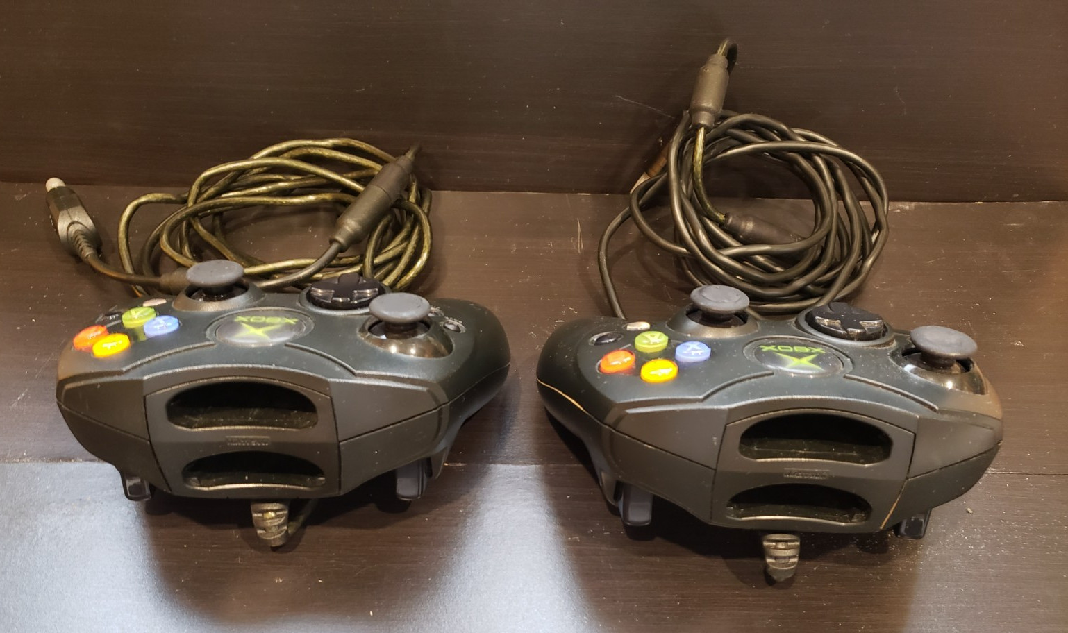 2 Xbox Microsoft Corded Controllers – S Type – Breakaway 9 ft. cords – X08-69873