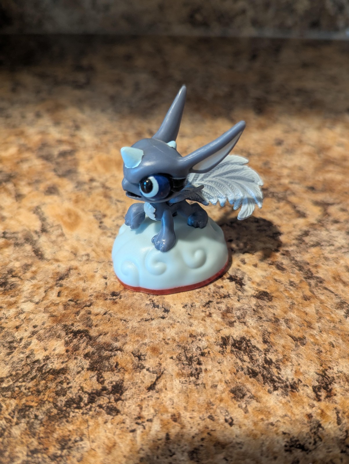 Skylanders Trap Team Mini Breeze (ULTRA RARE!)