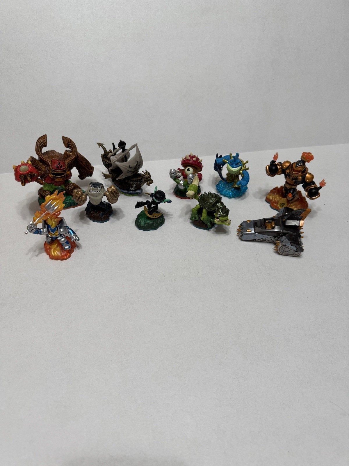 Lot Of 10 Skylander Activision Action Figures and Vehicles Set, 2011-2015