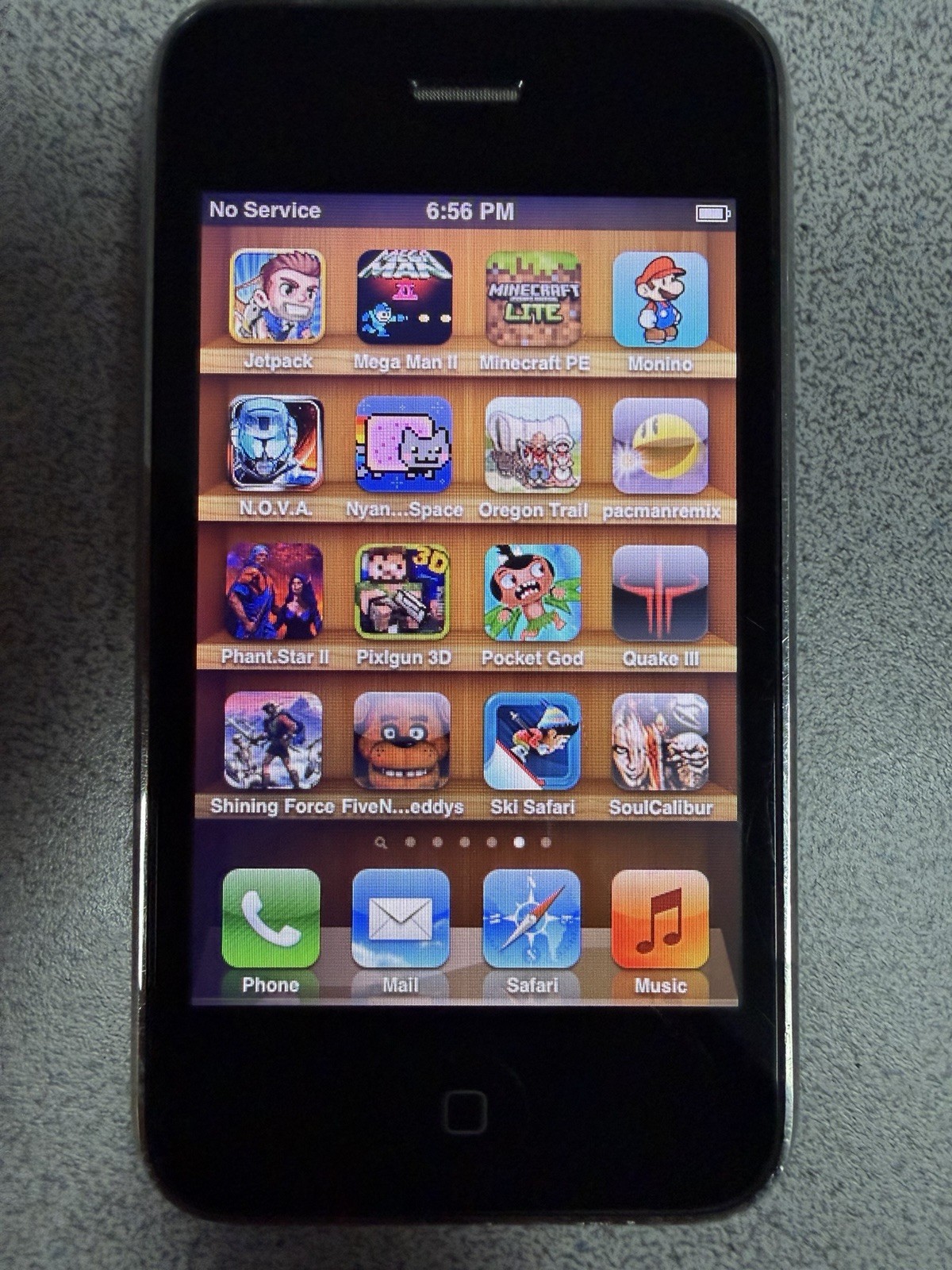 80 Games iPhone 3GS 8GB AT&T Rare Games Voltron Resident Evil Retro