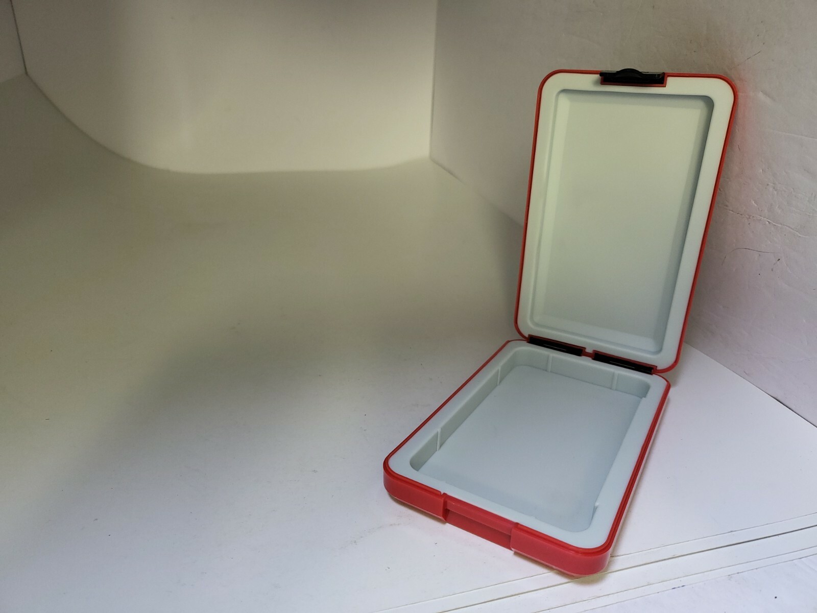 NEW Super Mario Vault Console Case for the OLD original Nintendo 3DS CTR-001