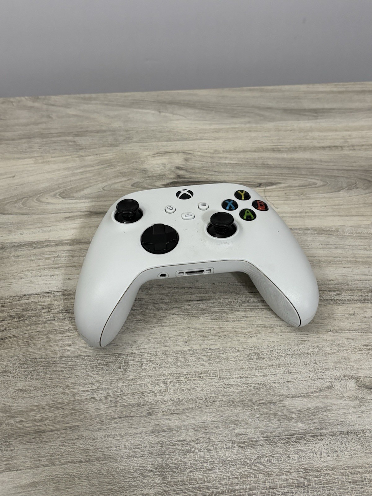 Microsoft Xbox Series S 512GB – Used Good Condition – Includes Controller