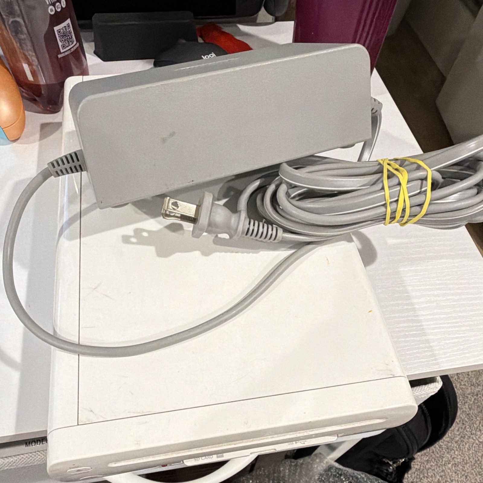 UNTESTED Wii U 32GB Console White 1080p Wi-Fi Region Free AC Power Adapter