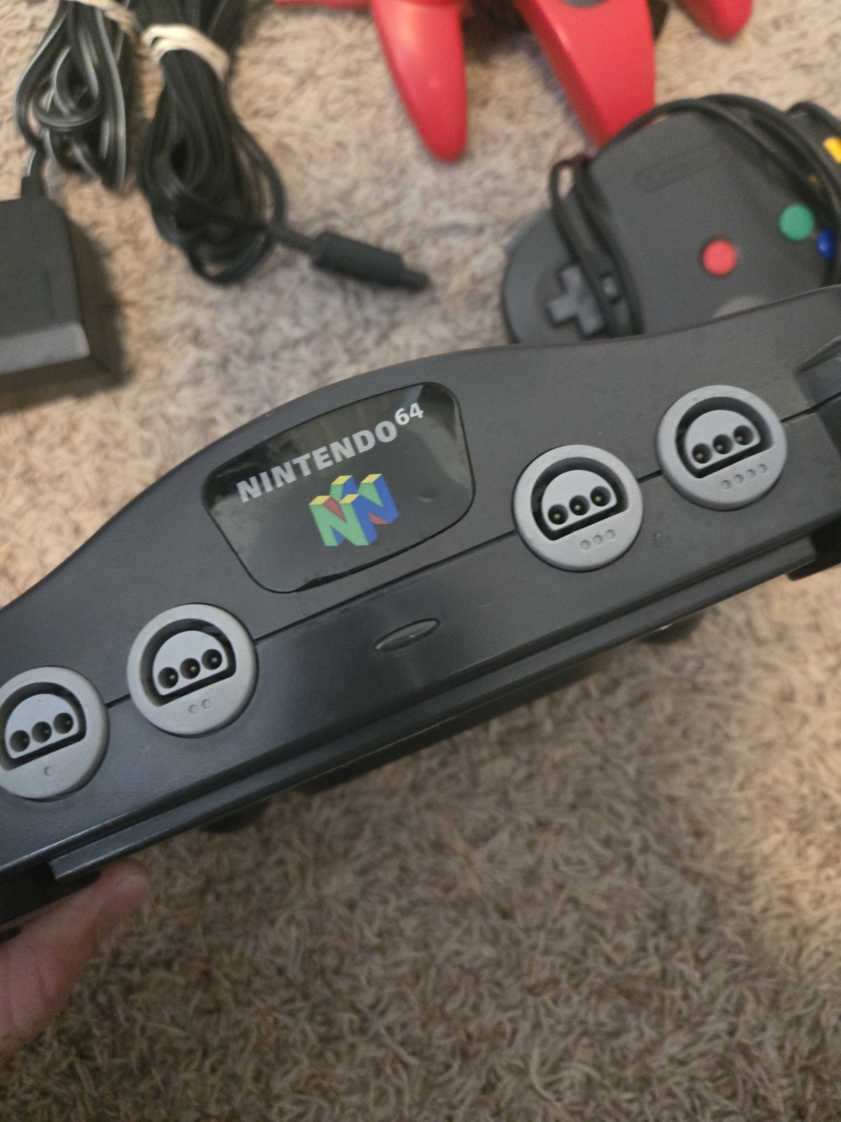 Nintendo 64 console with 8 games and 2 Controllers N64 KEN GRIFFEY WWF