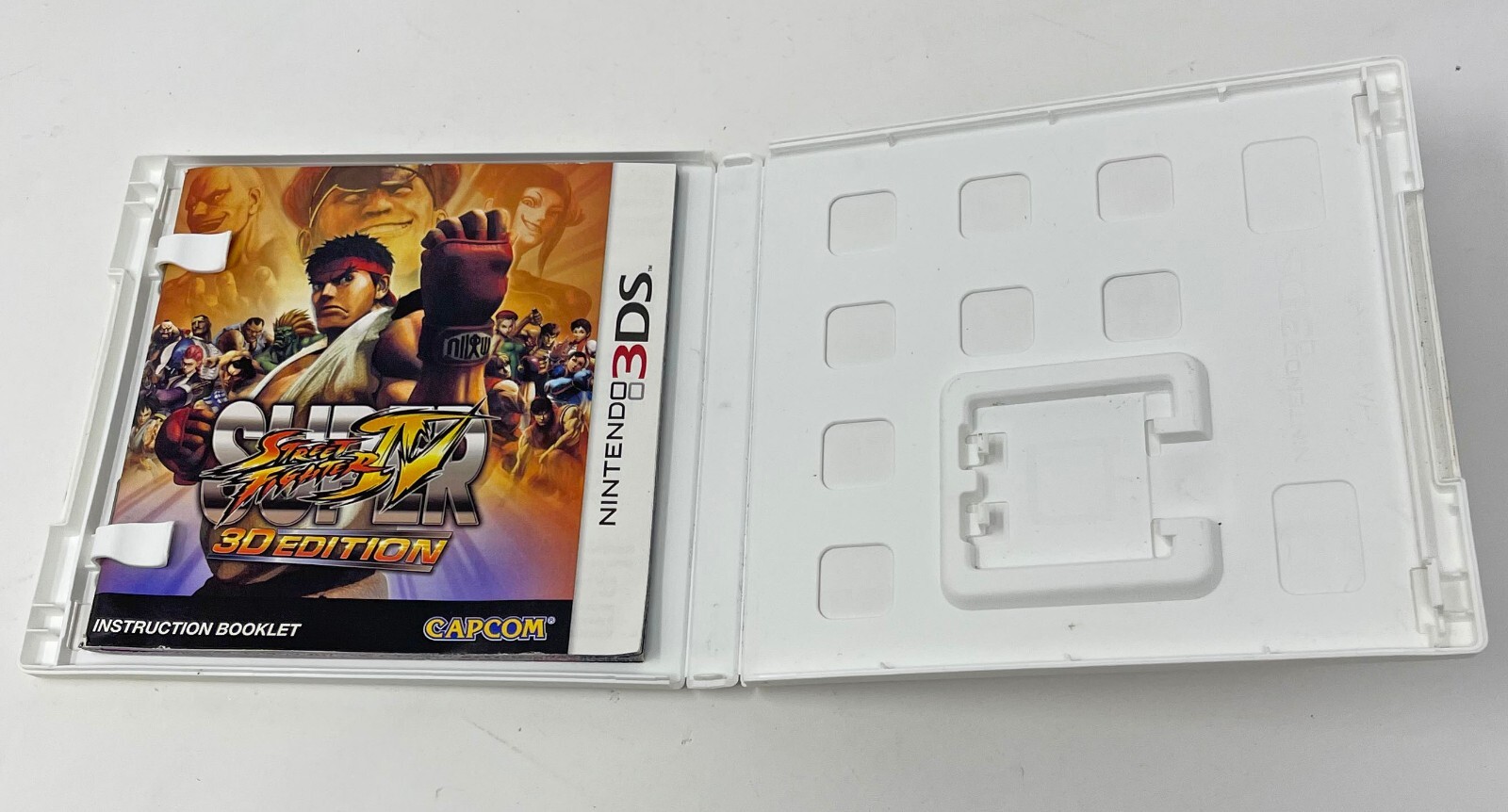 Empty Case Super Street Fighter IV 3D Edition No Game 3DS with Manual
