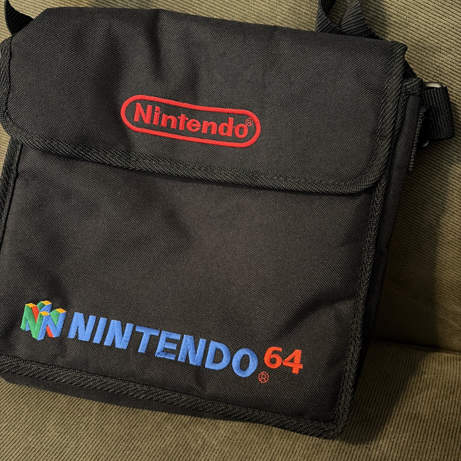 Vintage Nintendo 64 N64 Padded Messenger Shoulder Carry Case Bag