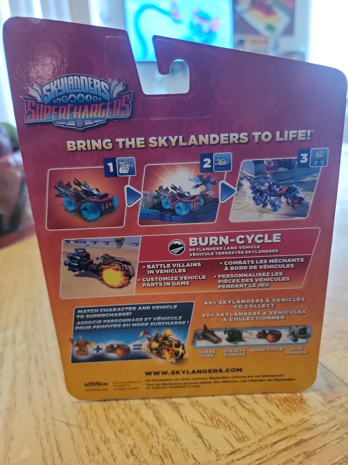 NEW-2015 SKYLANDERS SUPERCHARGERS “BURN-CYCLE” FIGURE (FIRE) Never Opened
