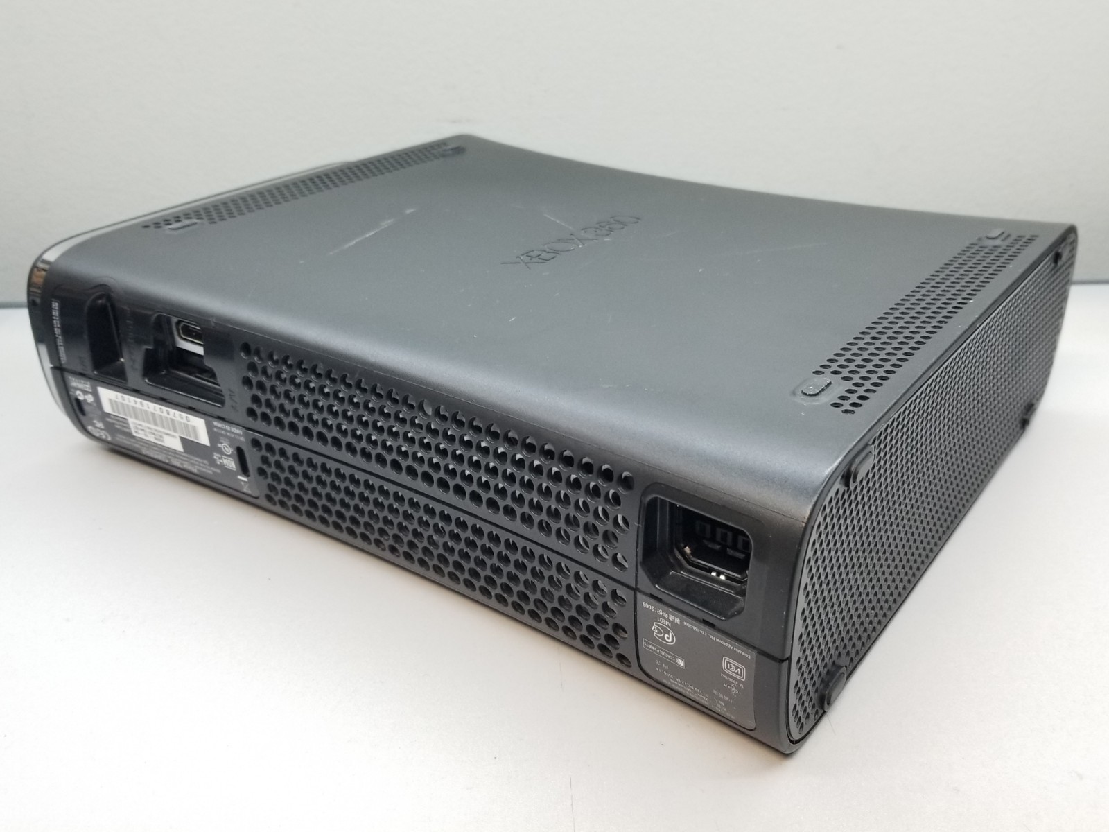 Microsoft Xbox 360 Black Gaming Console 120GB HDD w Controller + AC Adapter