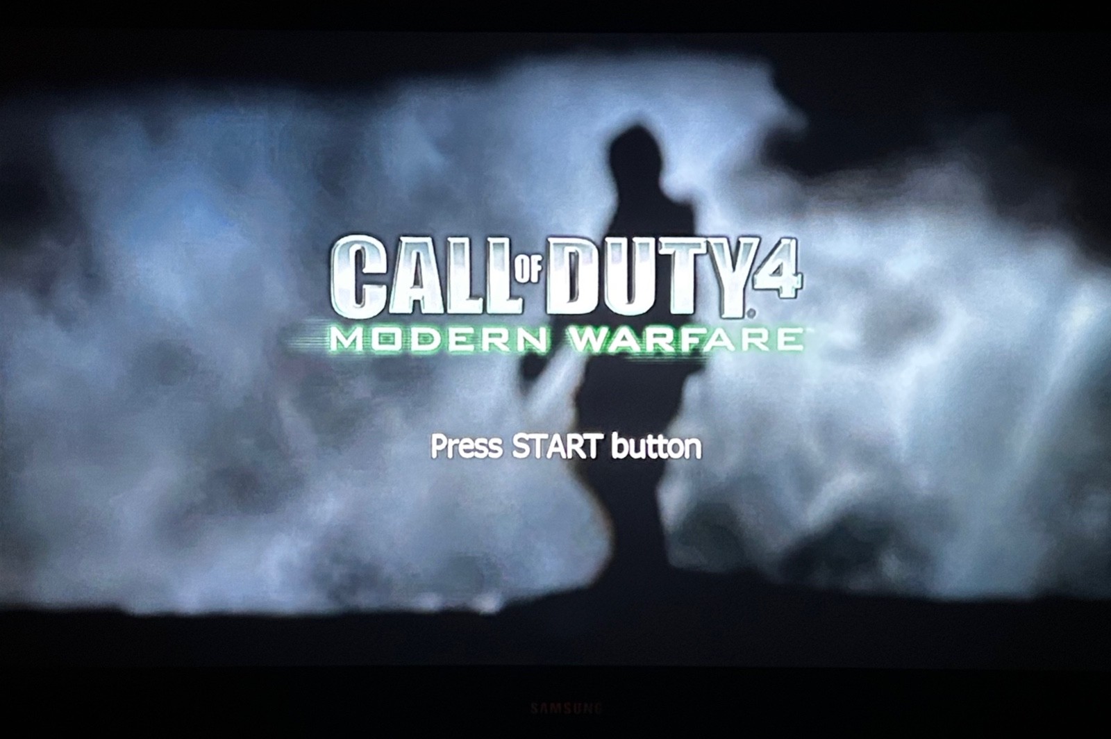 XBOX 360 Call of Duty Modern Warfare Bundle and Bonus Dog Tag – all Tested