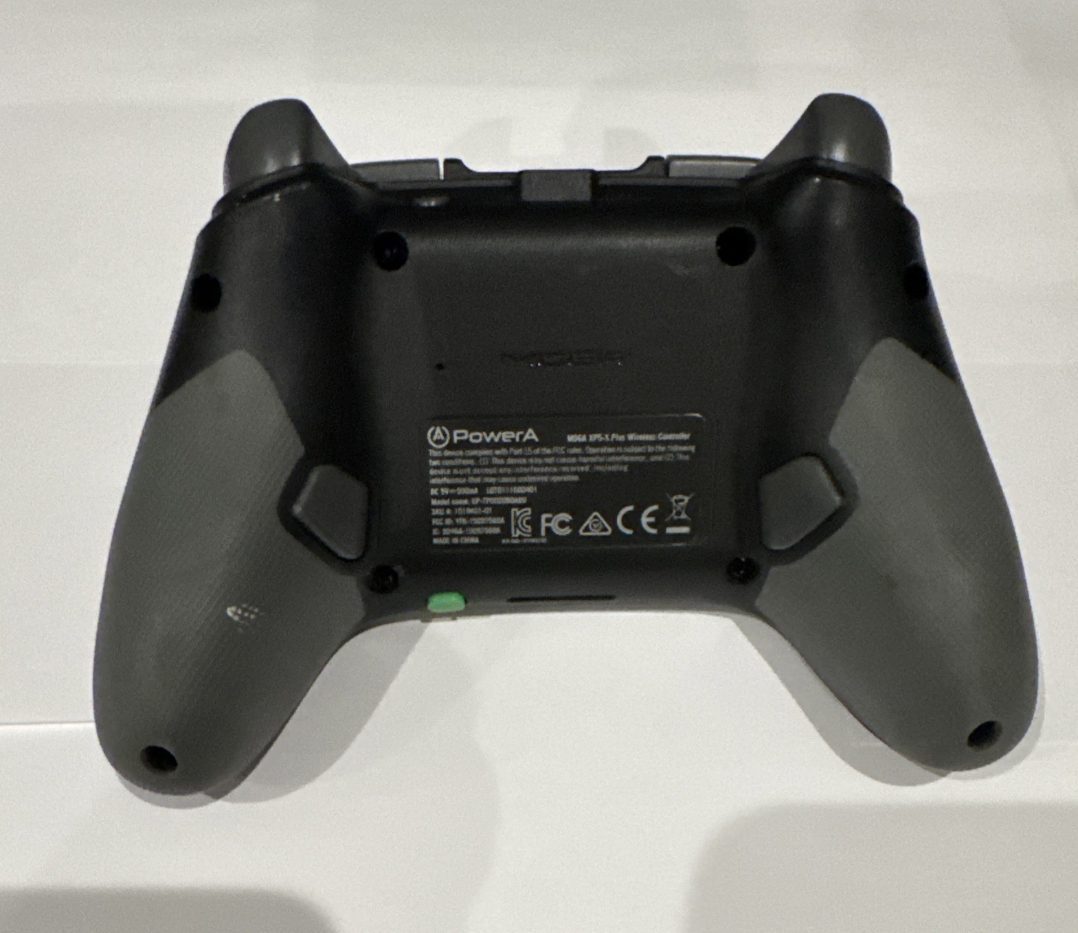 MOGA XP5-X Plus Bluetooth Controller for Android/PC w/ 3000mAh Power Bank