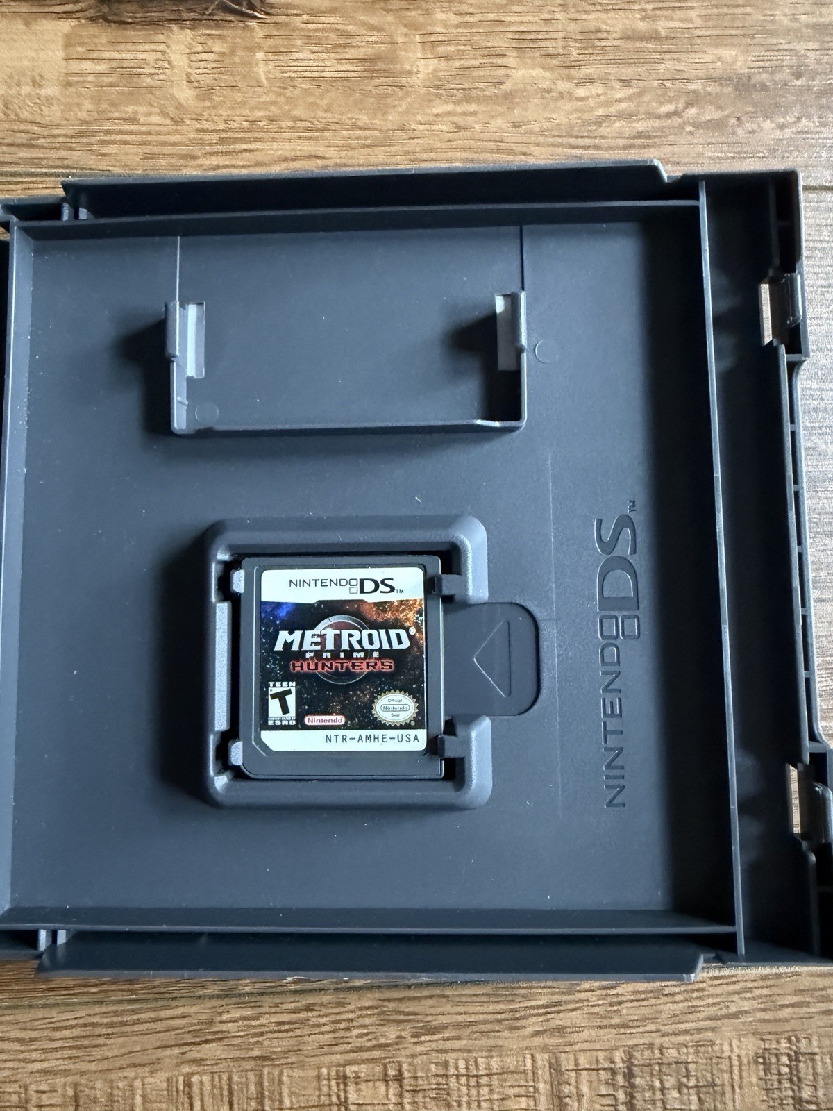 Metroid Prime: Hunters (Nintendo DS, 2006) CIB Complete Manual & Case