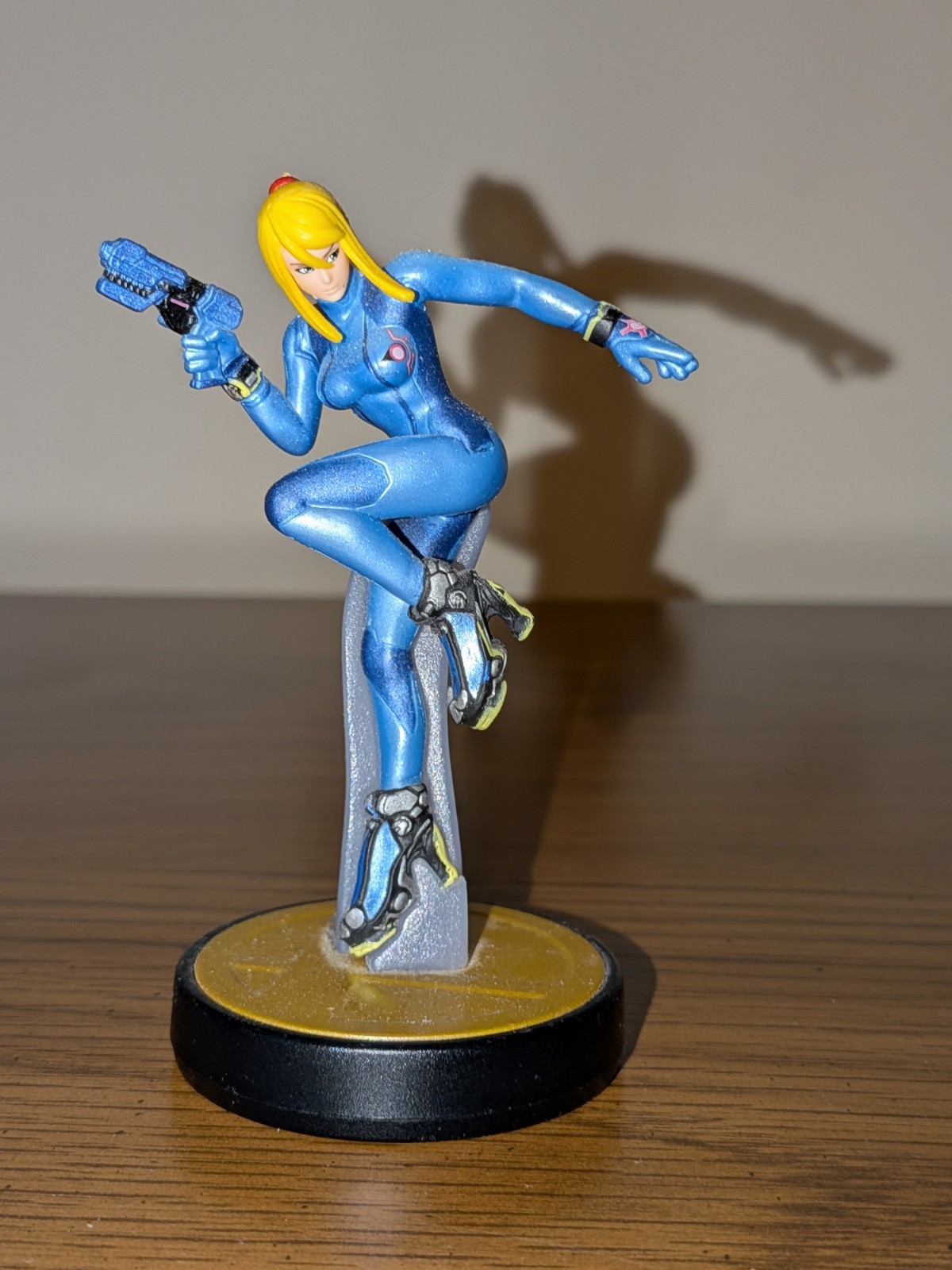 Nintendo Amiibo Figure Zero Suit Samus Super Smash Bros Metroid Series