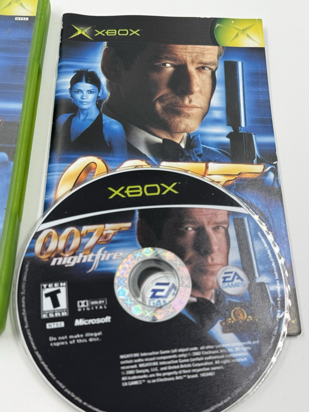 007: NightFire (Microsoft Xbox, 2002). Complete. Tested Read