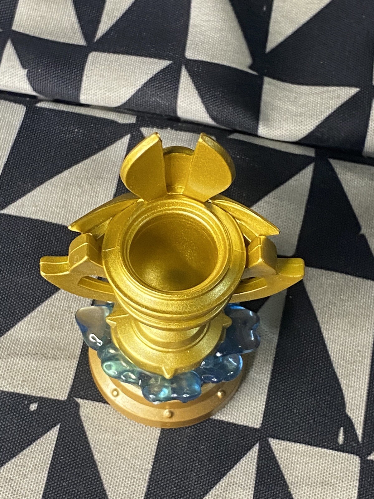 Skylanders Superchargers Golden Queen Sea Trophy Figure
