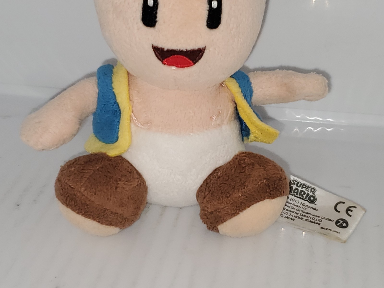 NIntendo Super Mario Toad Mushroom 7″ Plush Doll 2013.