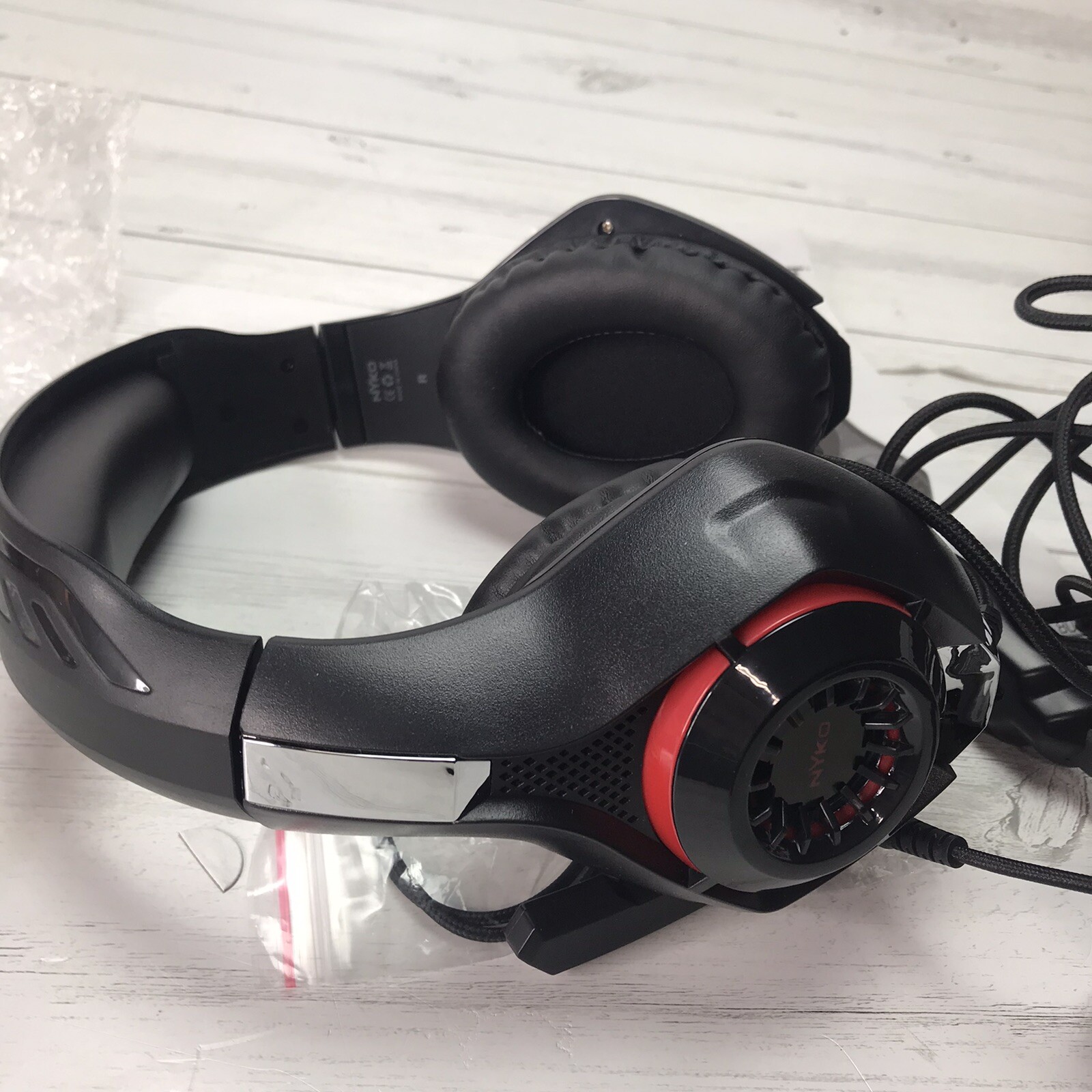 Nyko Core Headset- Universal All Console Gaming Headset – Lights Up 3.5mm Audio