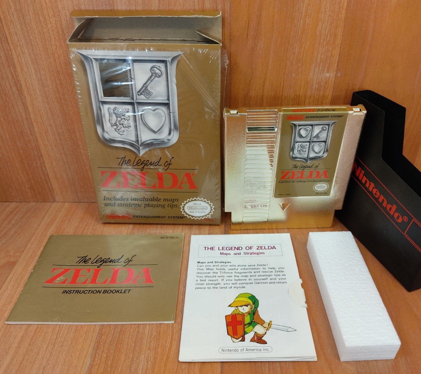 MINTY BOX CIB Legend of Zelda Oval Seal complete in nintendo nes lot Shrink Wrap