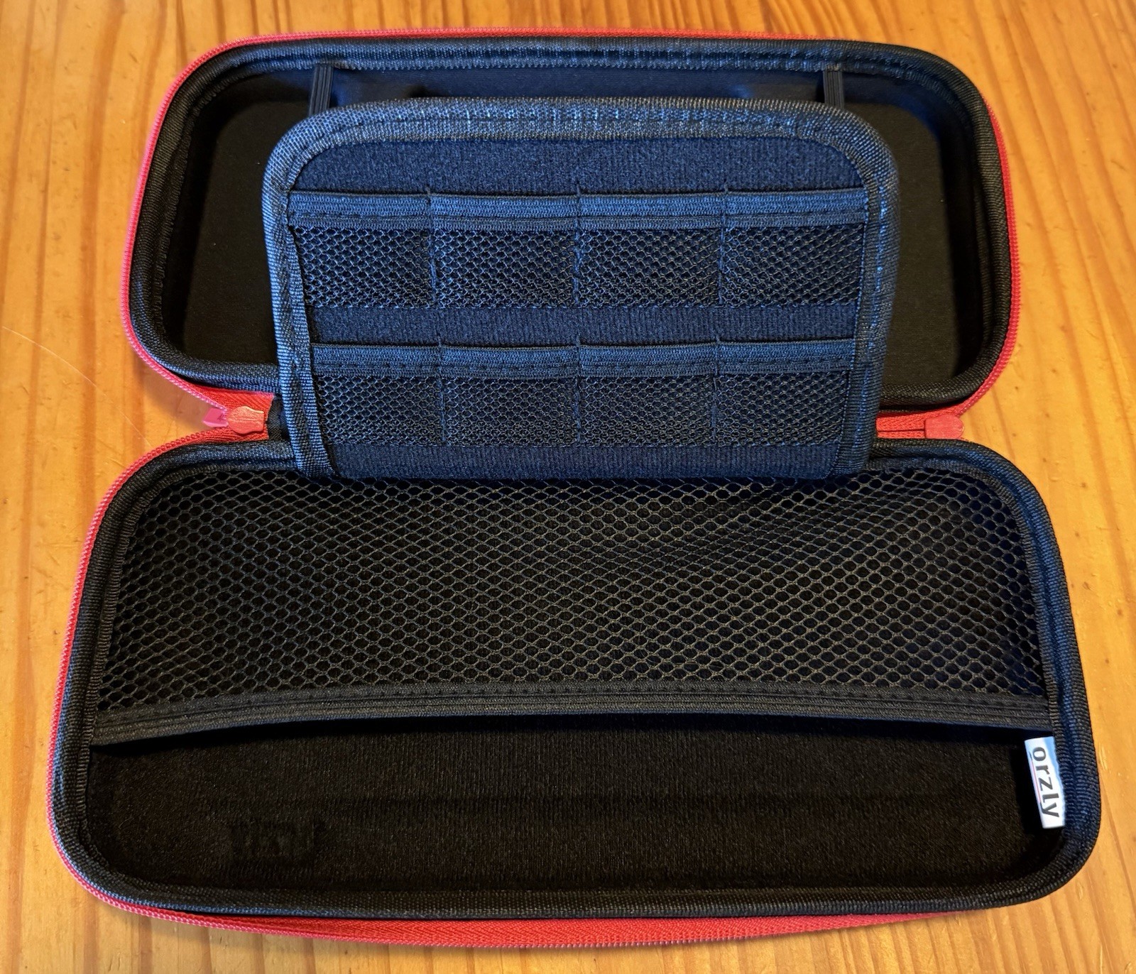 Nintendo Switch Orzly Hard Shell Carrying Travel Case Red + Extras Vi02