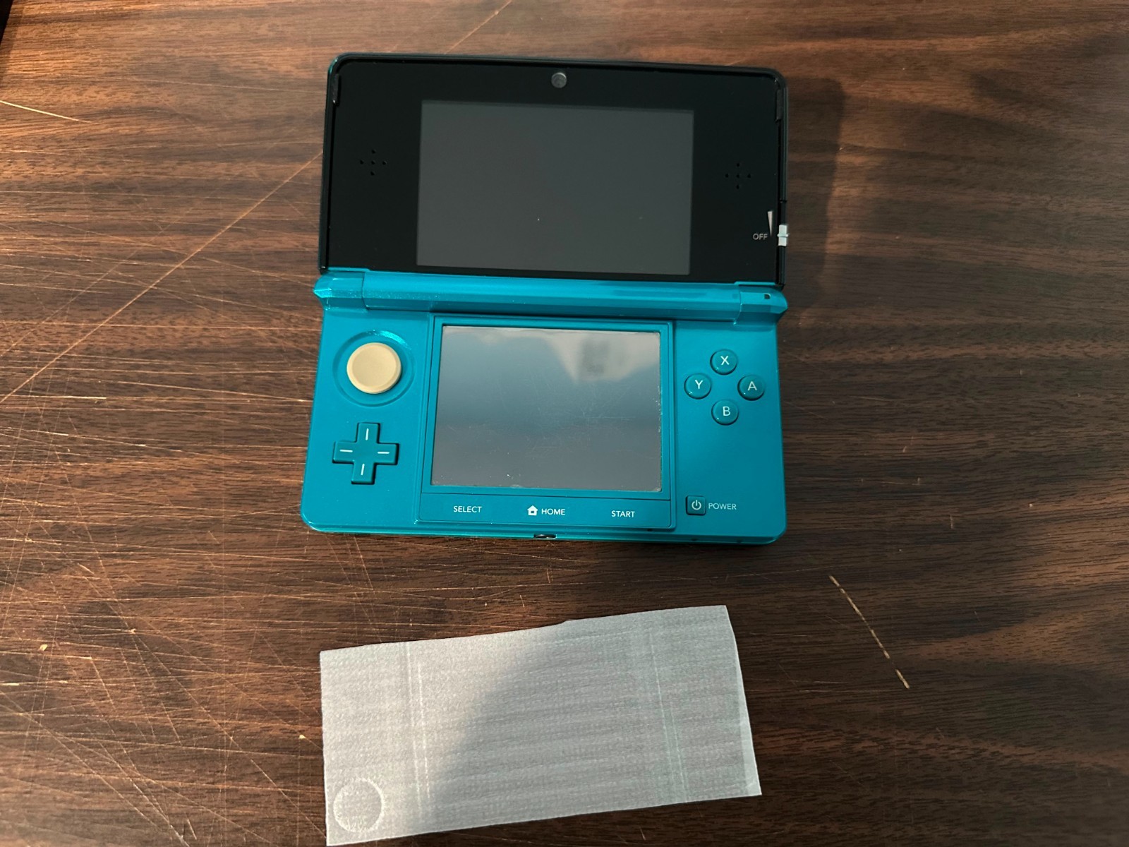 Nintendo 3DS Excellent Condition with Stylus, Memory card and Charger -Aqua Blue