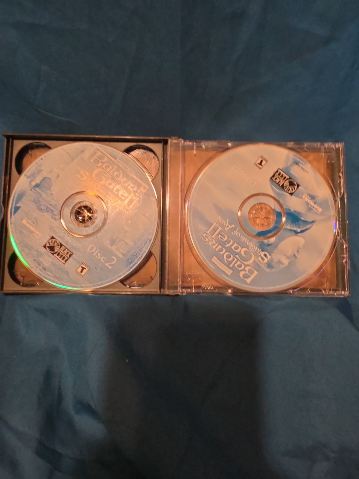 Baldur’s Gate 2 II: Shadows of Amn (PC, 2000) 4 Disc Set VG Complete Rare