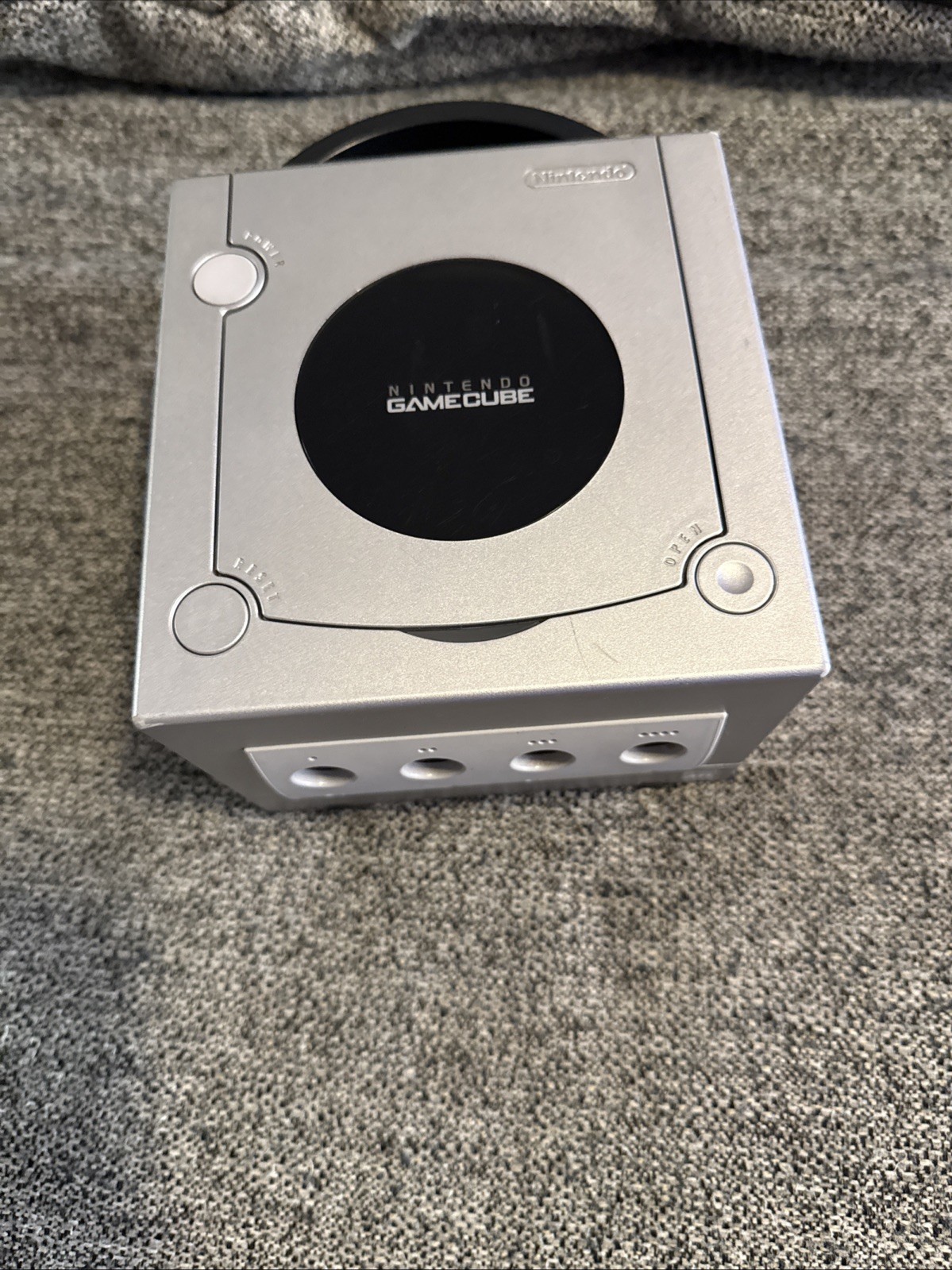 Nintendo GameCube Silver Console + WaveBird +Receiver + 2 OEM Controllers Tested