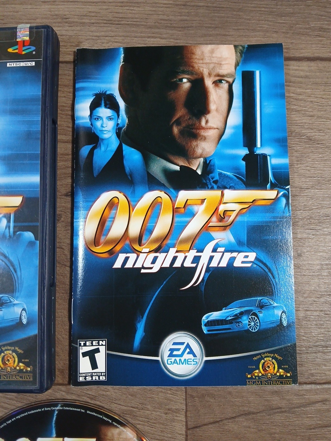 007 NightFire – Sony PlayStation 2 – 2002 – PS2 – Complete In Box